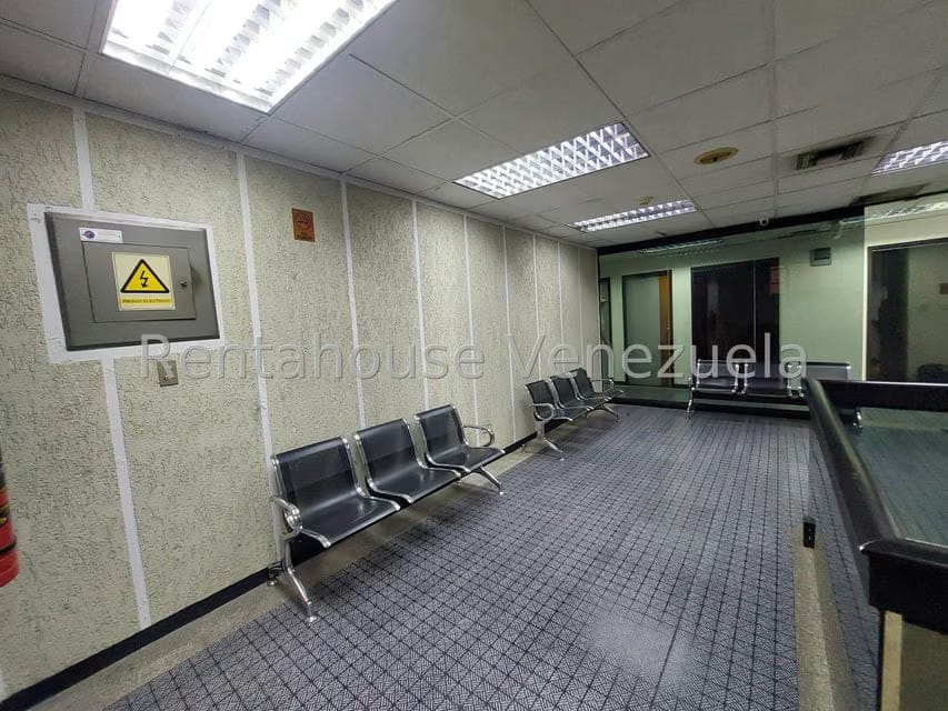 Comercial (Edificio) en Venta en Guarenas, Miranda - 18