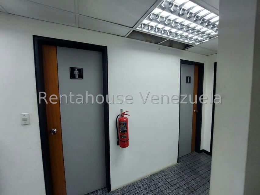 Comercial (Edificio) en Venta en Guarenas, Miranda - 40