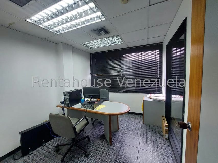 Comercial (Edificio) en Venta en Guarenas, Miranda - 43
