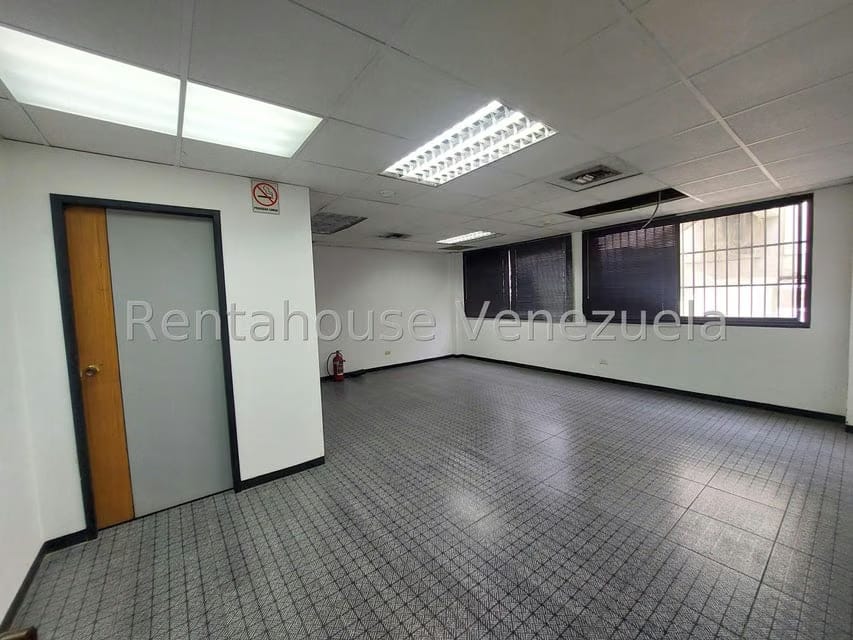 Comercial (Edificio) en Venta en Guarenas, Miranda - 45