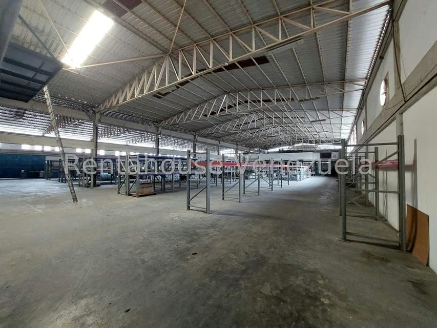 Comercial (Edificio) en Venta en Guarenas, Miranda - 58