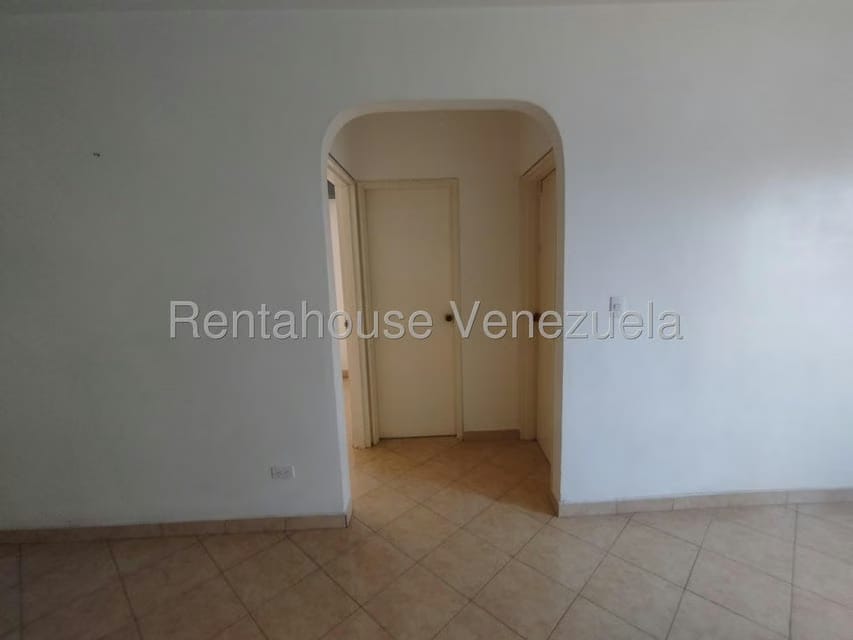 Apartamento (1 Nivel) en Venta en Lomas del Avila, Distrito Metropolitano - 25