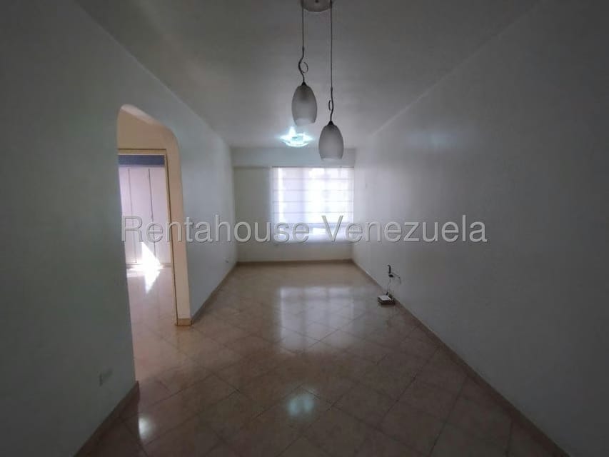 Apartamento (1 Nivel) en Venta en Lomas del Avila, Distrito Metropolitano - 4