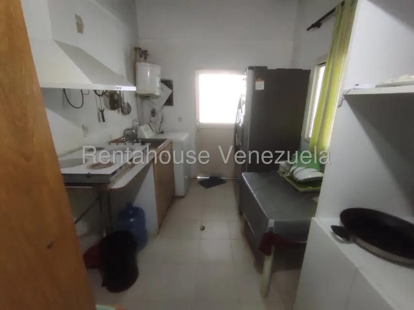 Casa (1 Nivel) en Alquiler en Paso Real, Miranda - 8