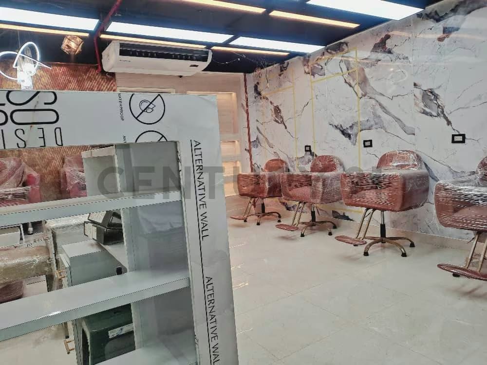 YM - Alquiler de Local Comercial a estrenar - Listo para iniciar tu negocio.