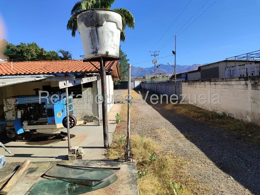 Comercial (Galpon - Deposito) en Alquiler en Villa Don Victor, Aragua - 27