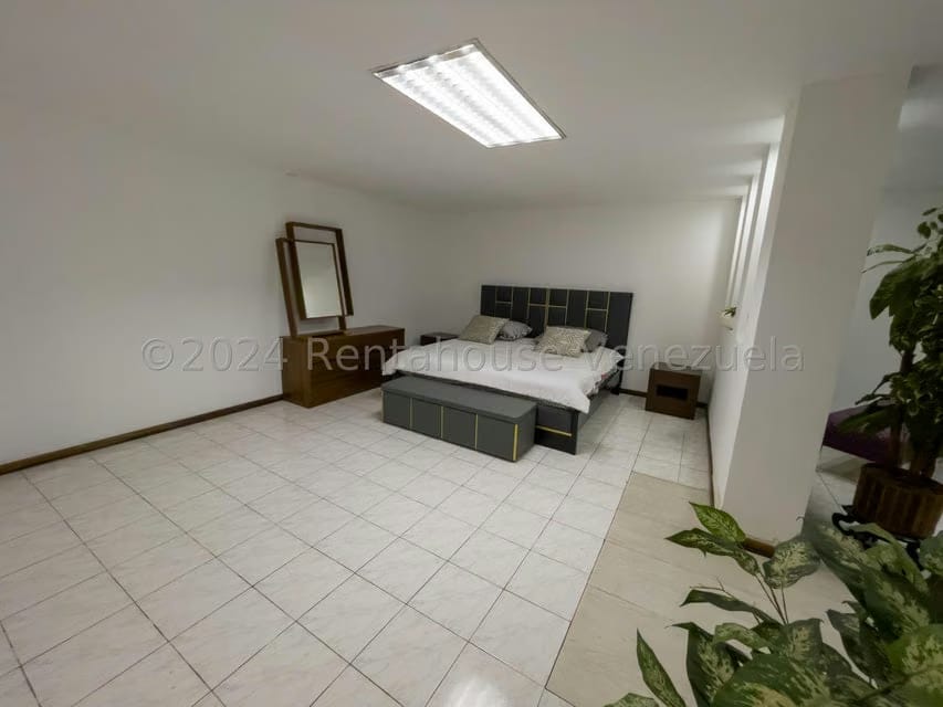 Comercial (Local Comercial) en Alquiler en La Yaguara, Distrito Metropolitano - 7