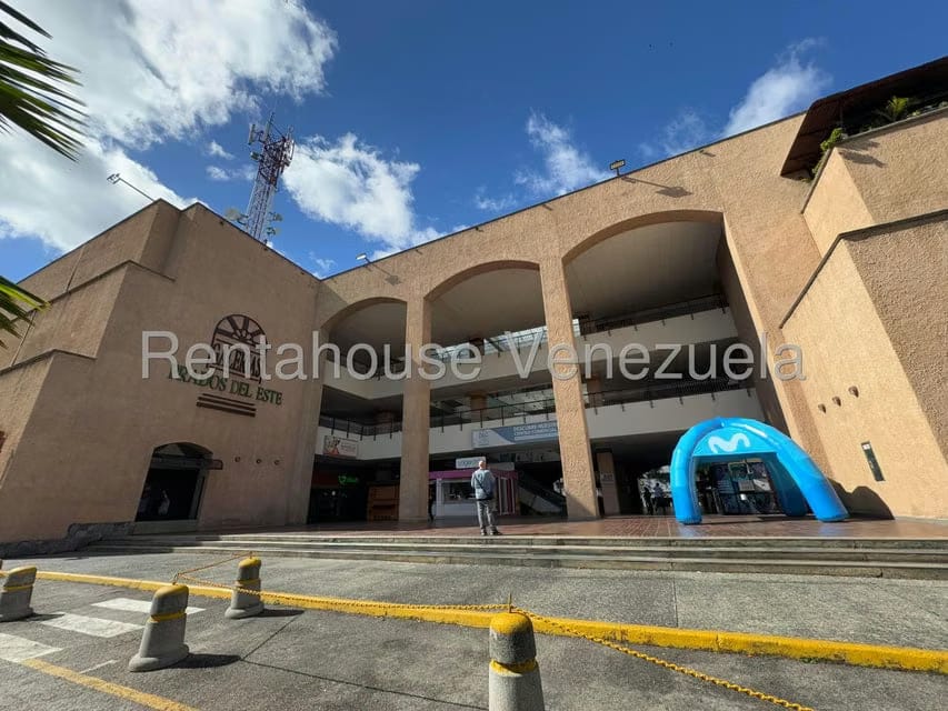 Comercial (Local Comercial) en Venta en Prados del Este, Distrito Metropolitano - 2