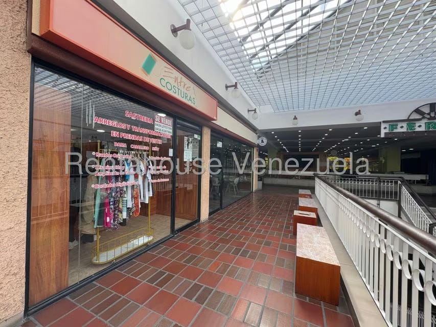Comercial (Local Comercial) en Venta en Prados del Este, Distrito Metropolitano - 14