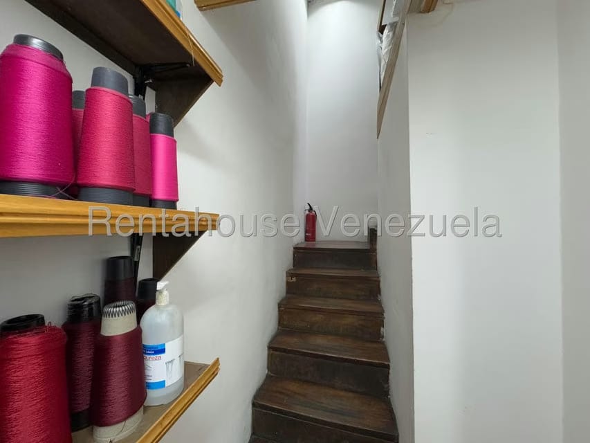 Comercial (Local Comercial) en Venta en Prados del Este, Distrito Metropolitano - 29