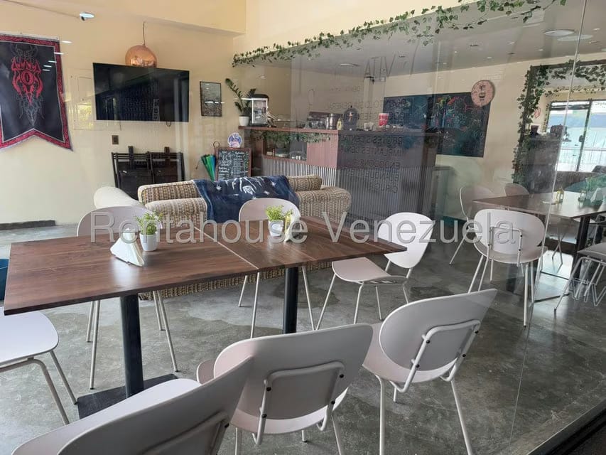 Comercial (Local Comercial) en Venta en Prados del Este, Distrito Metropolitano - 8