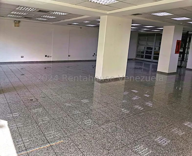 Comercial (Local Comercial) en Venta en El Rosal, Distrito Metropolitano - 4