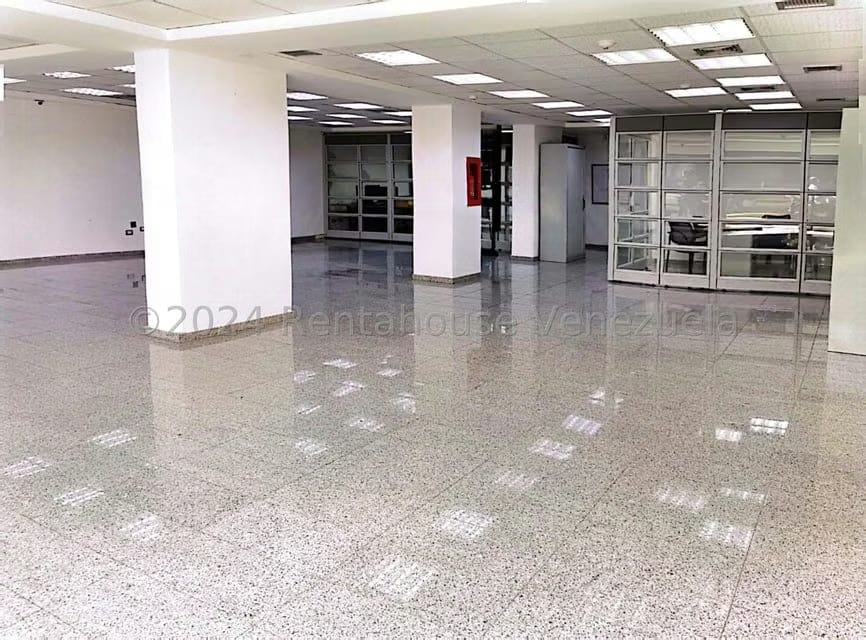 Comercial (Local Comercial) en Venta en El Rosal, Distrito Metropolitano - 5
