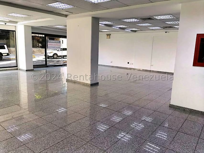 Comercial (Local Comercial) en Venta en El Rosal, Distrito Metropolitano - 9