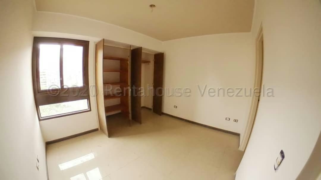 Apartamento (1 Nivel) en Venta en Parroquia La Candelaria, Distrito Metropolitano - 14