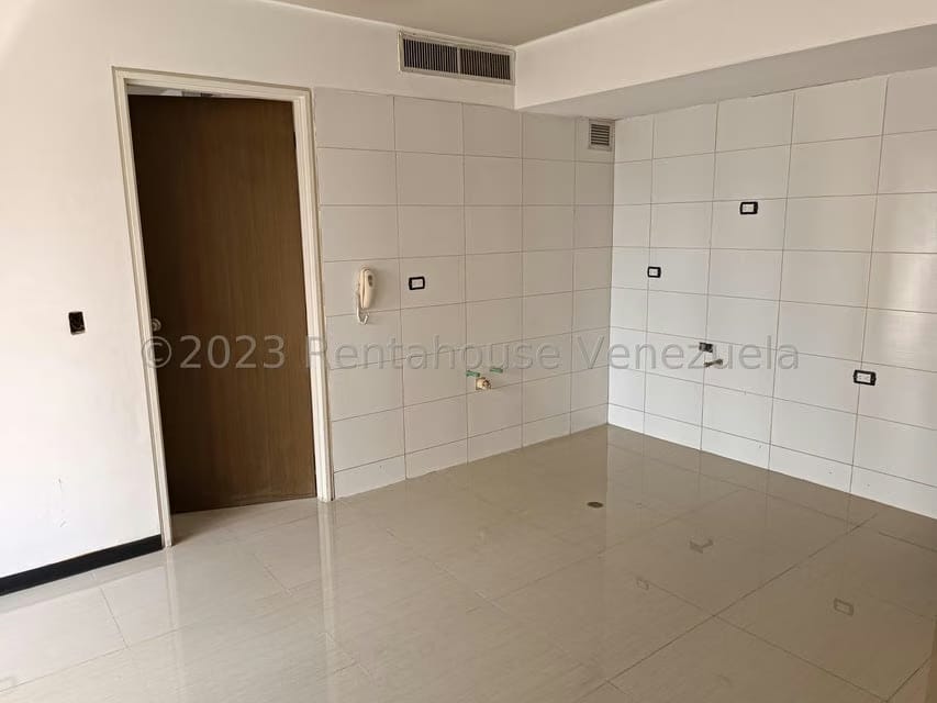 Apartamento (1 Nivel) en Venta en Parroquia La Candelaria, Distrito Metropolitano - 8