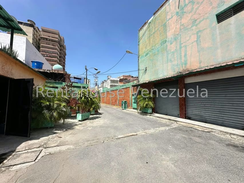Comercial (Estacionamiento) en Venta en Zona Centro, Aragua - 9