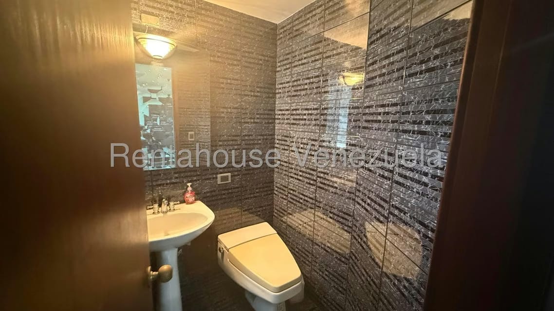 Comercial (Oficina) en Venta en Altamira, Distrito Metropolitano - 13
