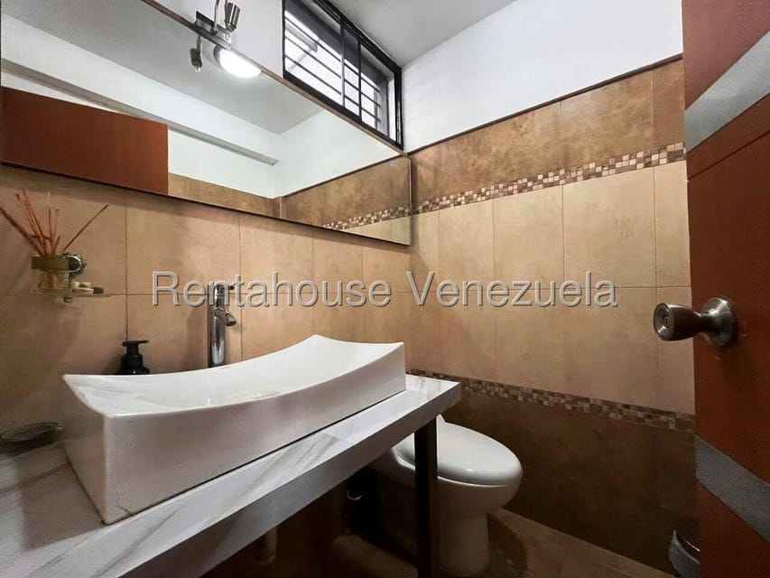 Casa (Duplex) en Venta en Colinas De Santa Rosa, Lara - 18
