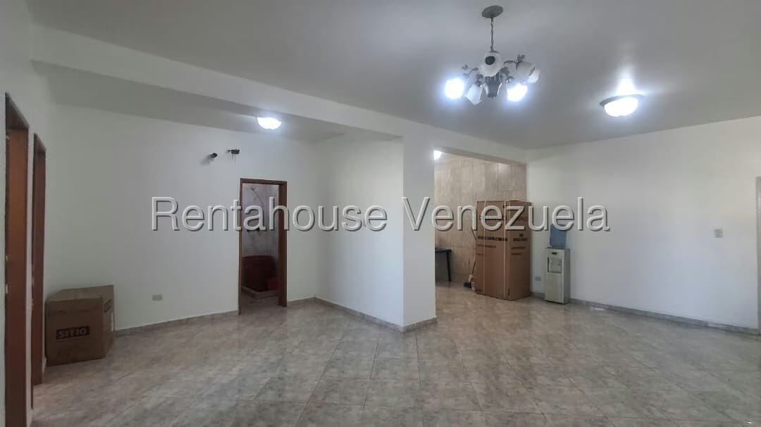 Apartamento (1 Nivel) en Venta en Porlamar, Nueva Esparta - 3