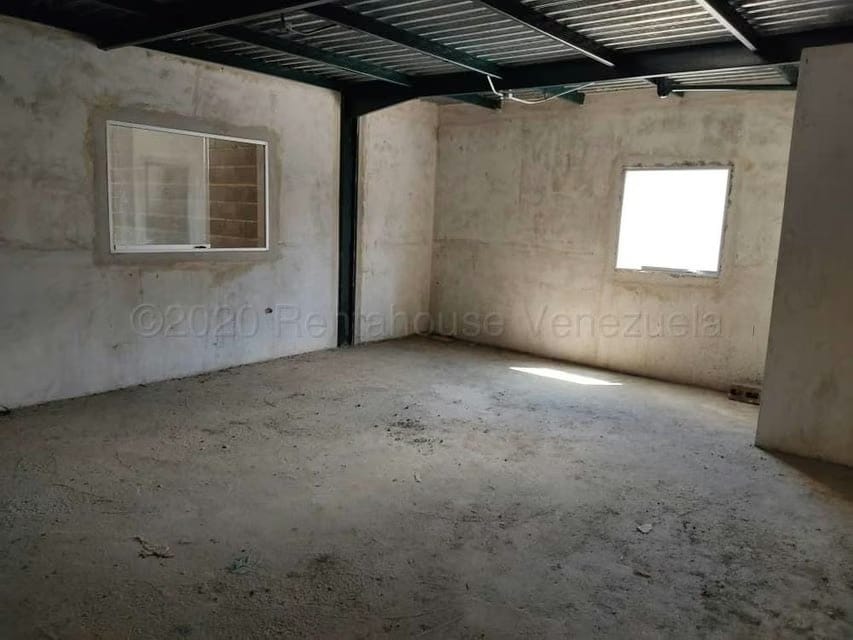 Comercial (Galpon - Deposito) en Venta en Parroquia Juan de Villegas, Lara - 15