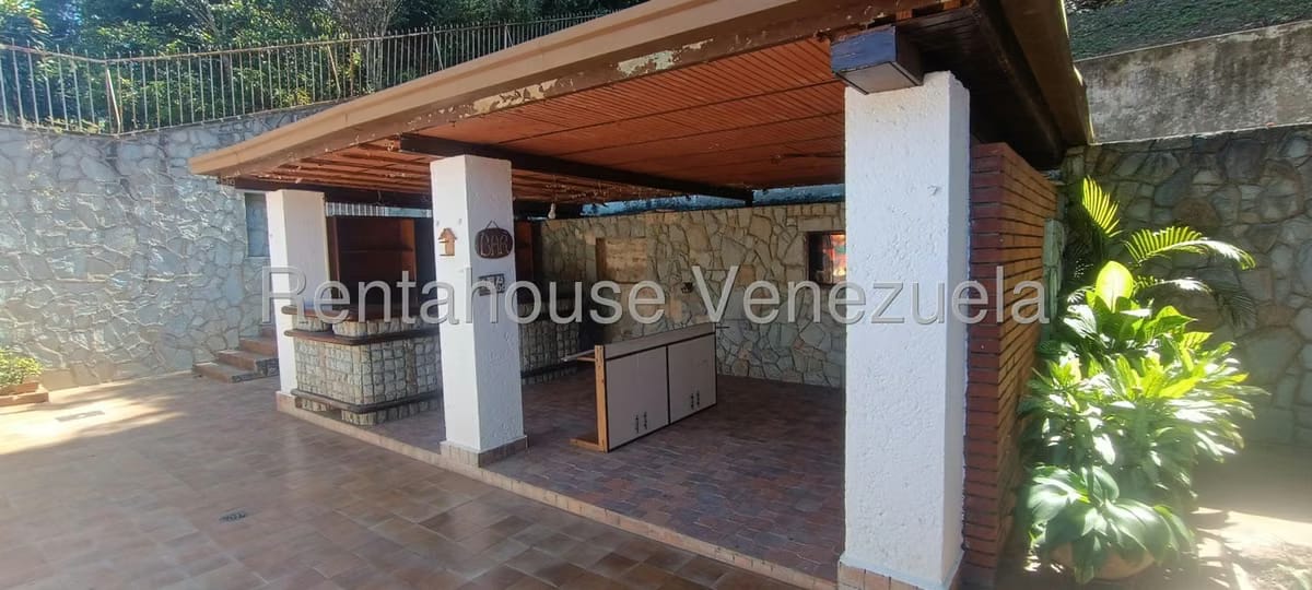 Casa (Multipes Niveles) en Venta en Prados del Este, Distrito Metropolitano - 34