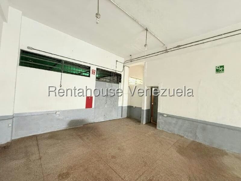 Comercial (Local Comercial) en Alquiler en Centro, Lara - 9