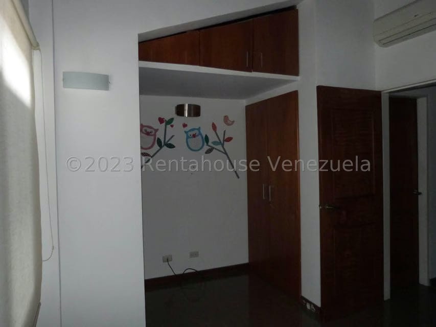 Apartamento (Duplex) en Venta en Izcaragua, Distrito Metropolitano - 17