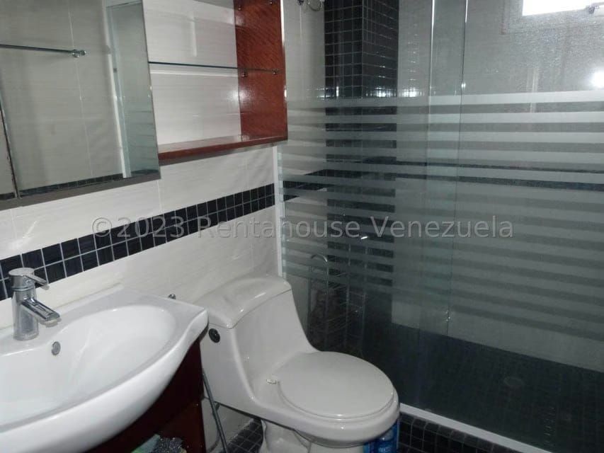 Apartamento (Duplex) en Venta en Izcaragua, Distrito Metropolitano - 25