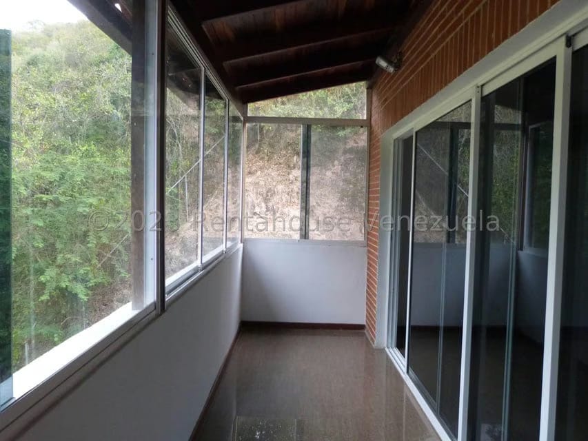 Apartamento (Duplex) en Venta en Izcaragua, Distrito Metropolitano - 4