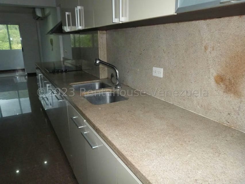 Apartamento (Duplex) en Venta en Izcaragua, Distrito Metropolitano - 8
