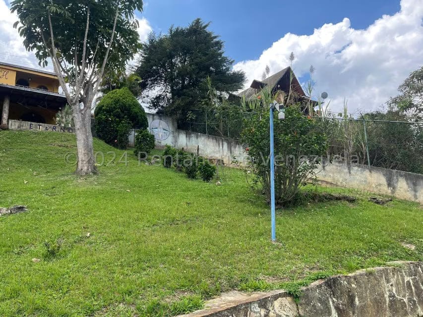 Casa (Casas de Campo) en Venta en La Niebla, Vargas - 35