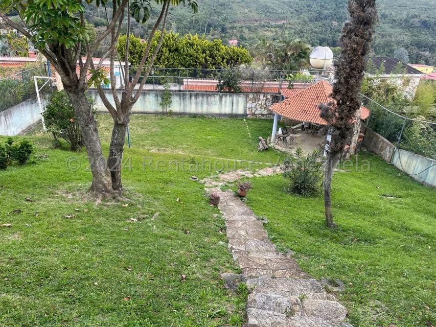 Casa (Casas de Campo) en Venta en La Niebla, Vargas - 40