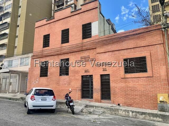Casa (Multipes Niveles) en Venta en Parroquia Altagracia, Distrito Metropolitano