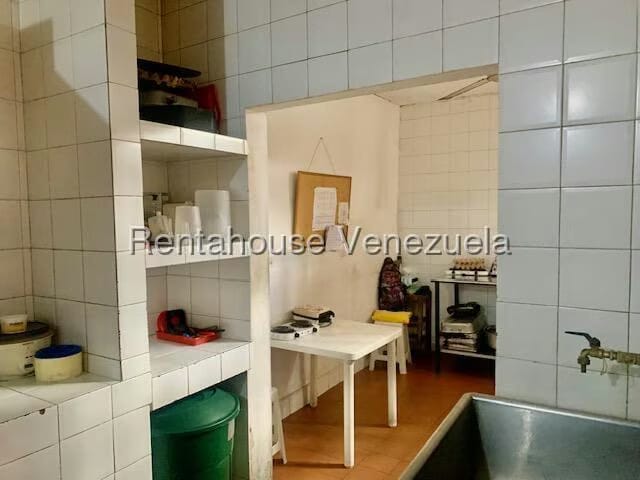 Casa (Multipes Niveles) en Venta en Parroquia Altagracia, Distrito Metropolitano - 21