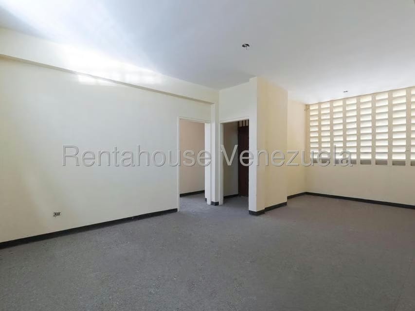 Comercial (Local Comercial) en Alquiler en Centro, Lara - 4