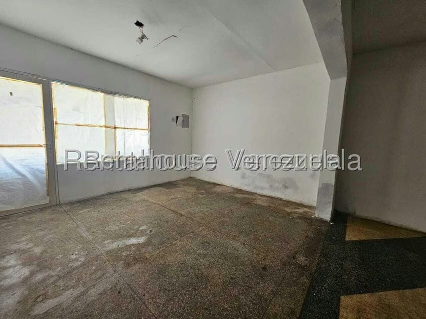 Comercial (Local Comercial) en Alquiler en Centro, Falcon - 2