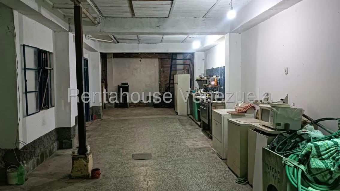 Comercial (Local Comercial) en Venta en Sarria, Distrito Metropolitano - 12