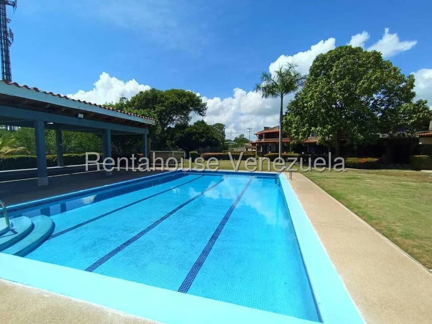 Townhouse (Duplex) en Venta en Agua Sal, Miranda - 14