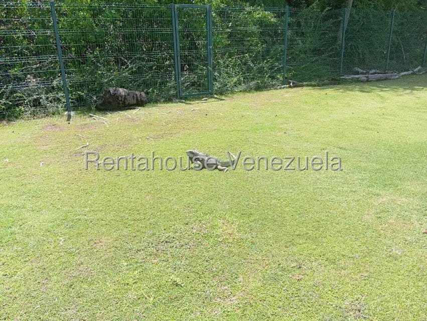 Townhouse (Duplex) en Venta en Agua Sal, Miranda - 22