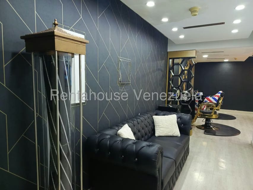 Comercial (Local Comercial) en Alquiler en Las Mercedes, Distrito Metropolitano - 2
