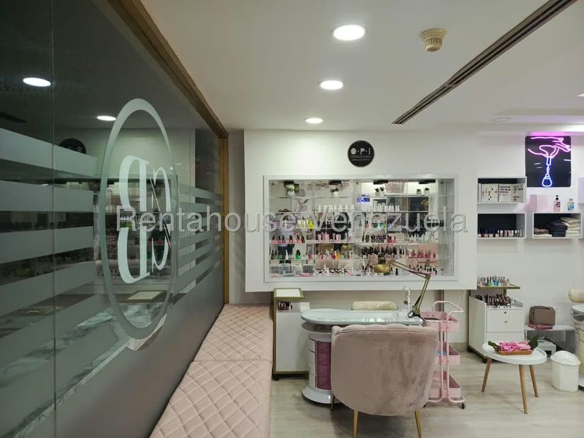 Comercial (Local Comercial) en Alquiler en Las Mercedes, Distrito Metropolitano - 11