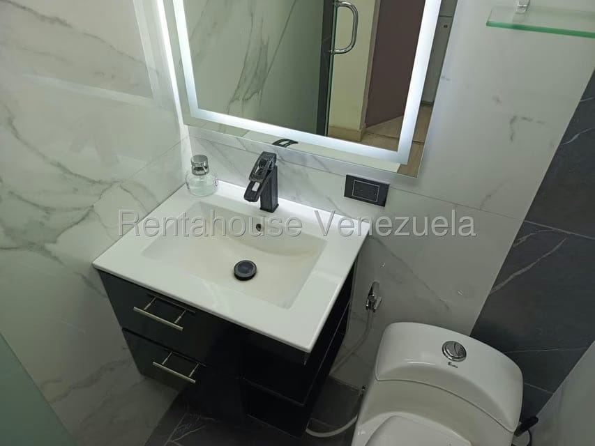 Comercial (Local Comercial) en Alquiler en Las Mercedes, Distrito Metropolitano - 26