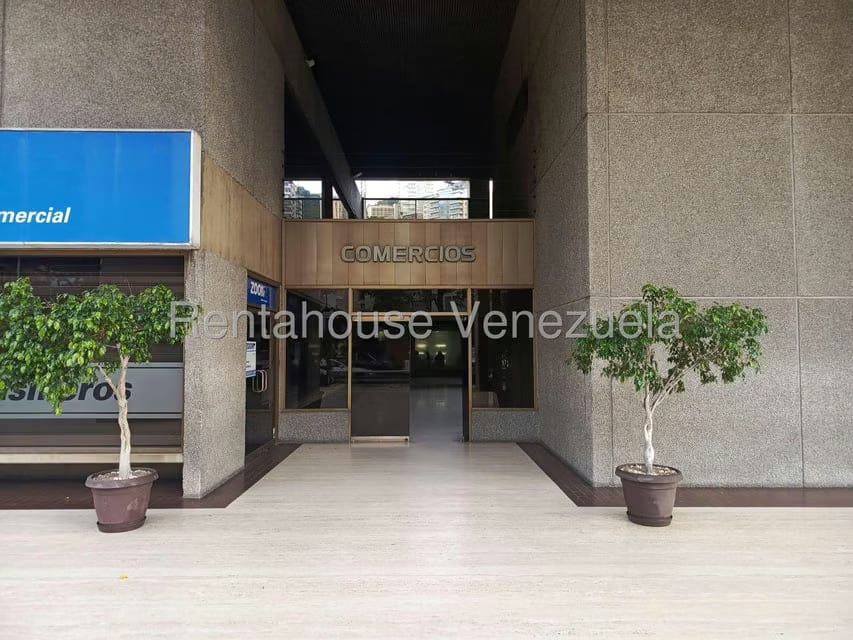 Comercial (Local Comercial) en Alquiler en Las Mercedes, Distrito Metropolitano - 28