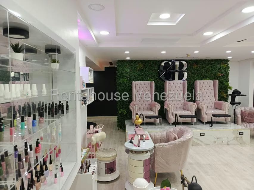 Comercial (Local Comercial) en Alquiler en Las Mercedes, Distrito Metropolitano - 8