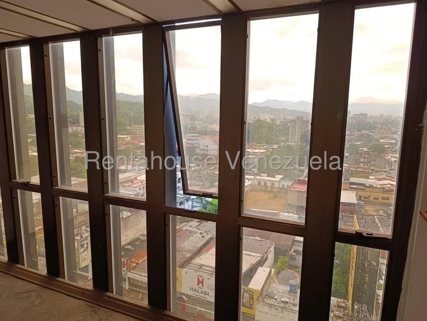 Comercial (Oficina) en Alquiler en El Socorro, Carabobo - 8