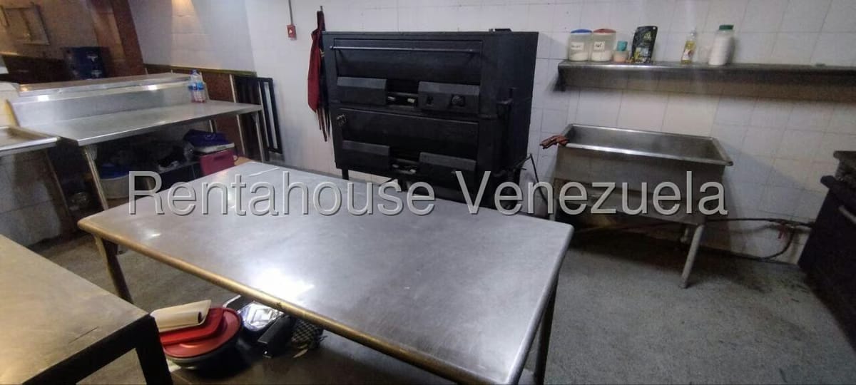 Comercial (Local Comercial) en Venta en La Urbina, Distrito Metropolitano - 16