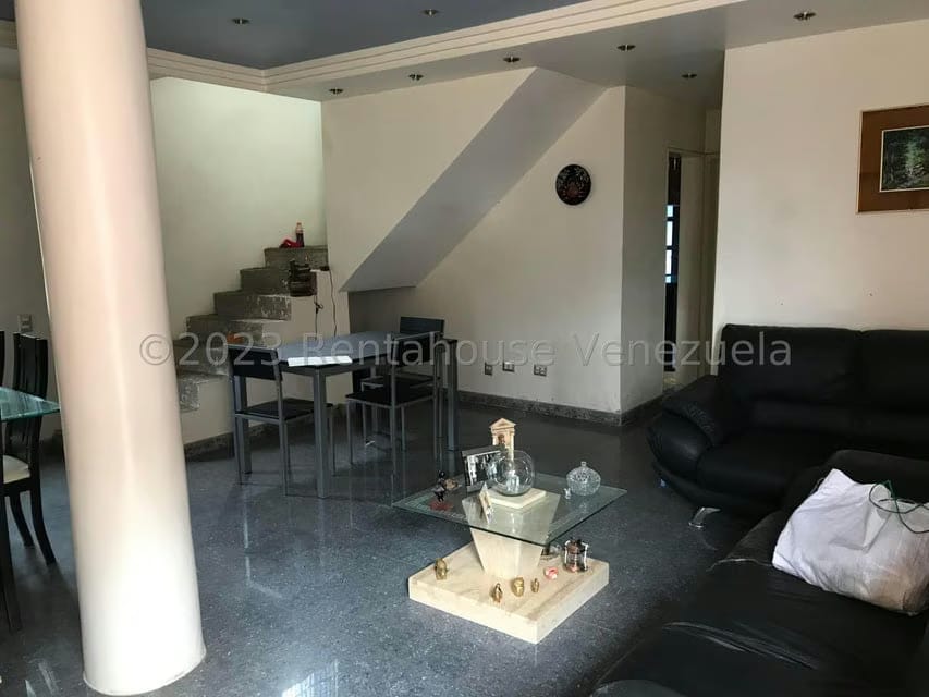 Casa (Multipes Niveles) en Venta en El Hatillo, Distrito Metropolitano - 4