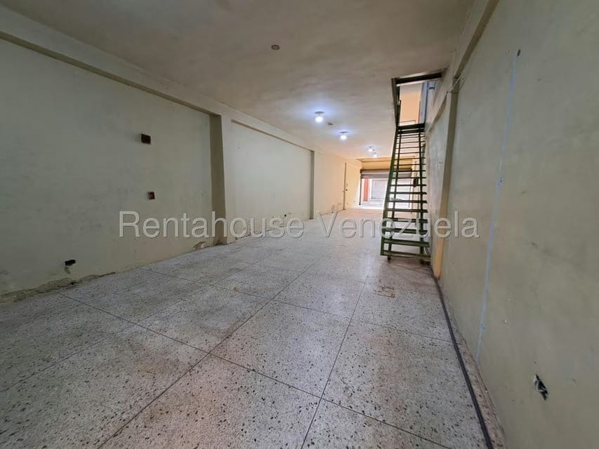Comercial (Local Comercial) en Venta en Avenida Miranda, Aragua - 7