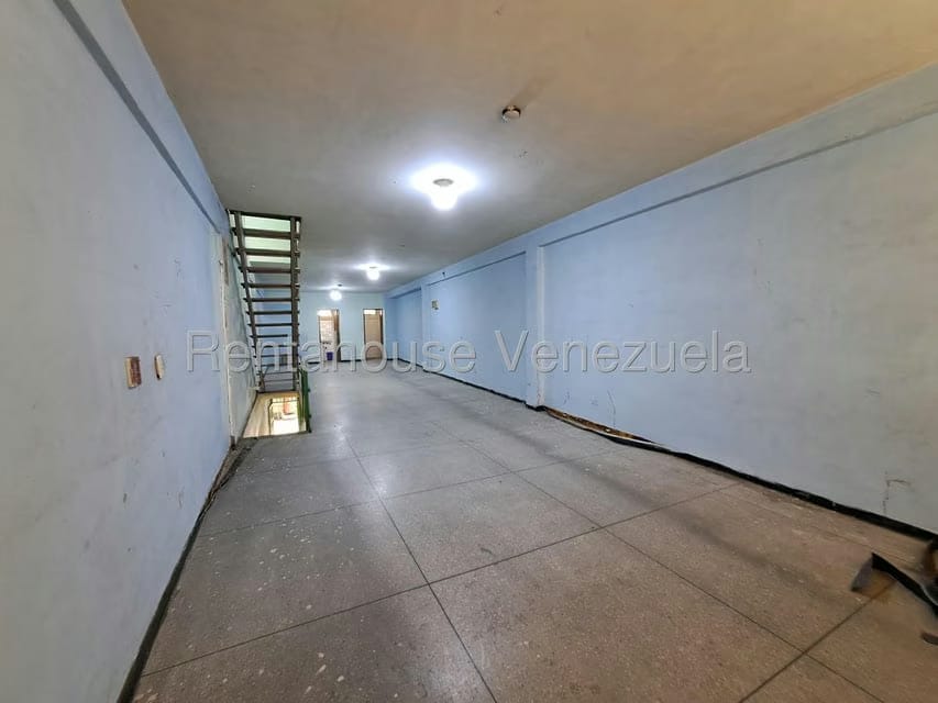 Comercial (Local Comercial) en Venta en Avenida Miranda, Aragua - 9